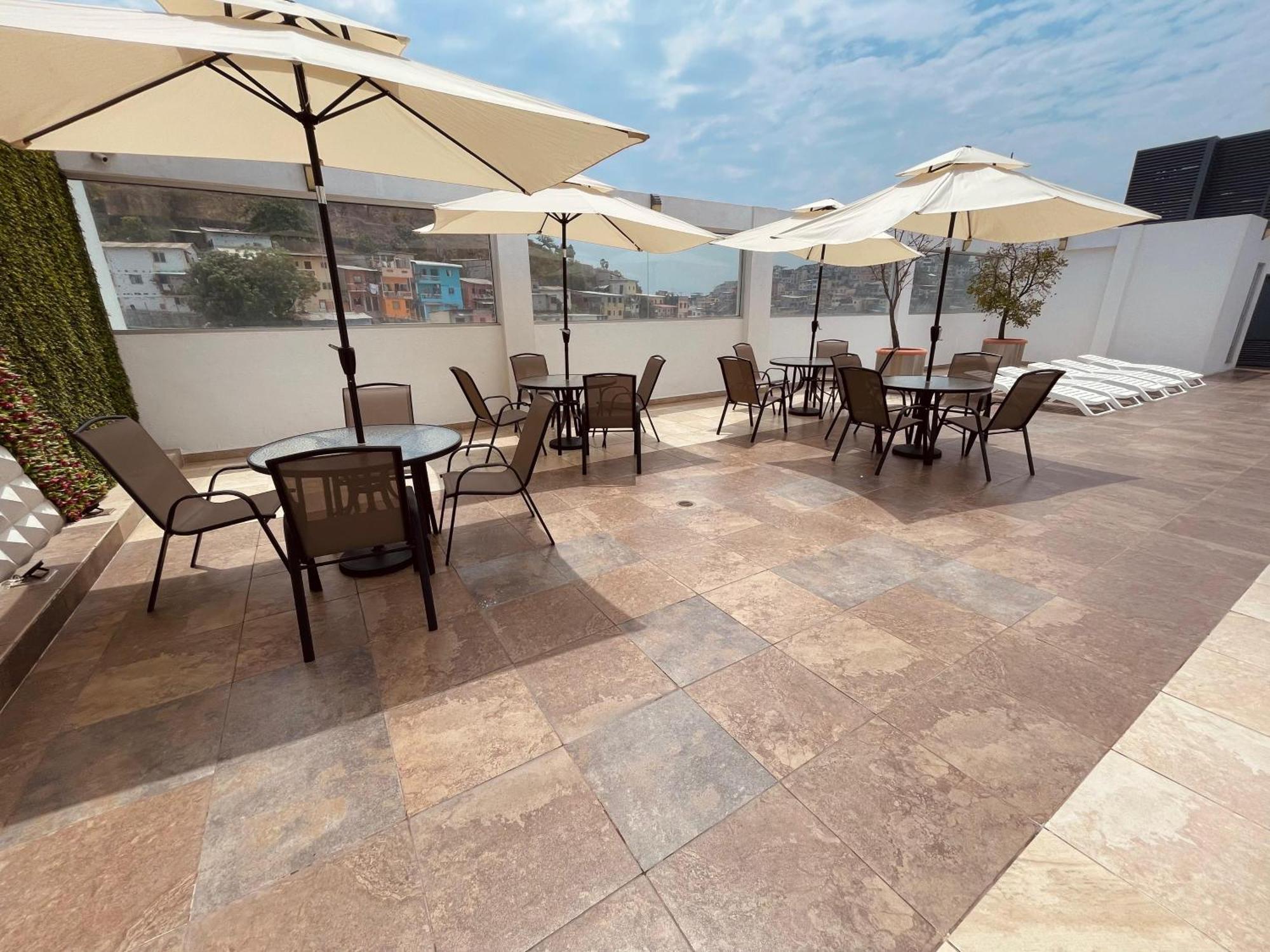 Suite Riverfront Puerto Santa Ana Guayaquil Exterior foto